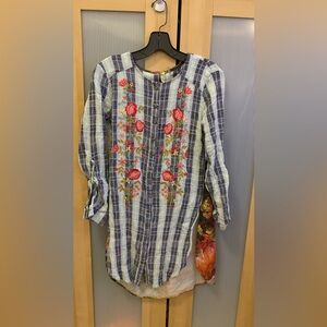 Aratta Silent Journey Plaid Embroidered Floral Button Up Tunic size small